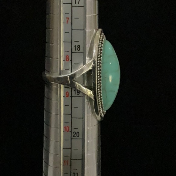 Silver Turquoise Ring Size 8.5 - Picture 4 of 8